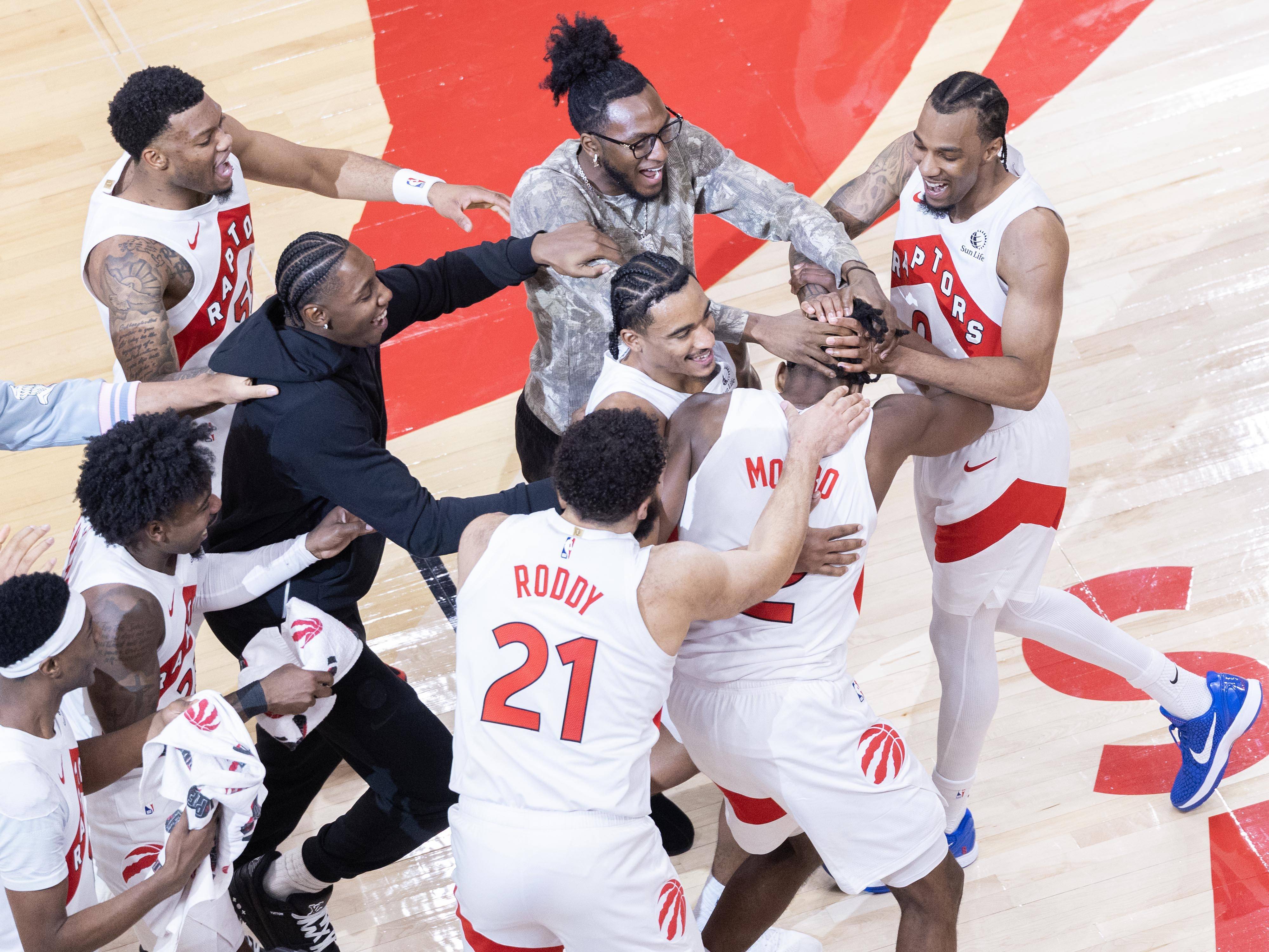 刚刚！深圳男篮今晨远射贴柱布鲁克林篮网围绕欧联外线爆发，德约科维奇连续七场比赛得分超过惊险取胜的简单介绍