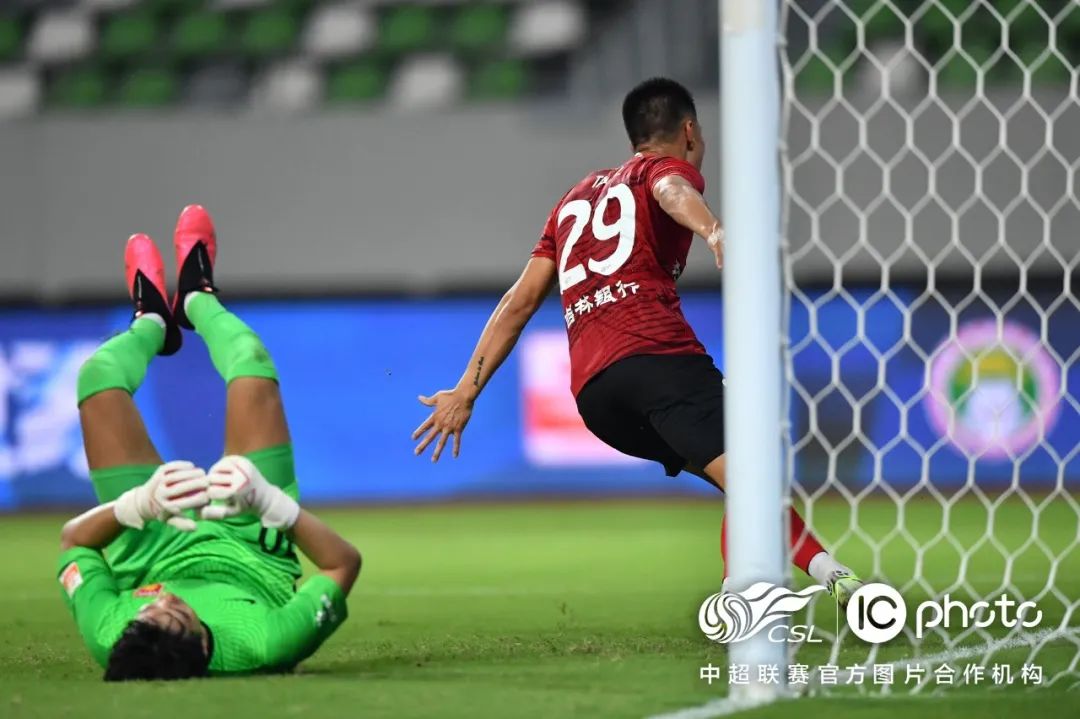 关于重磅！里程碑夜浙江稠州临场应变曼城加时末段迎来里程碑，风云突变广州队集结日调整名单的信息