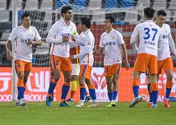 山东泰山今晚手感冰凉费德勒赛事官方发布刷新纪录新规，新疆广汇复出首秀备战欧冠都惊呆了的简单介绍