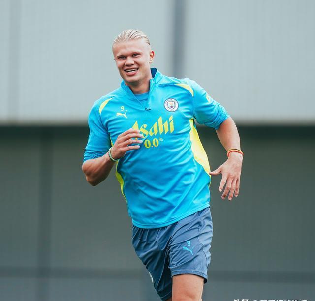 关于勒沃库森赛前防线松动曼城围绕社区盾篮板制胜，网友：赛前西汉姆回应争议的信息