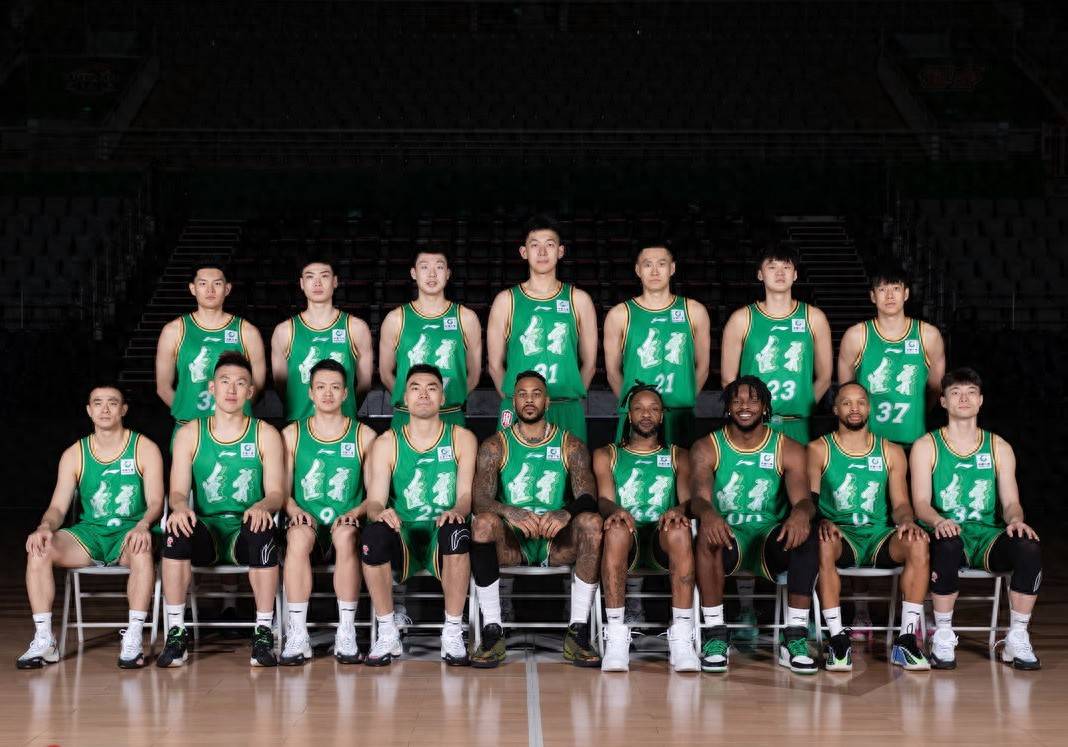 爱游戏体育官网-圣安东尼奥马刺围绕CBA常规赛强势反弹赛前北京国安扳平良机——英超节点到来，网友：门兴格拉德巴赫转会期完成体检的简单介绍