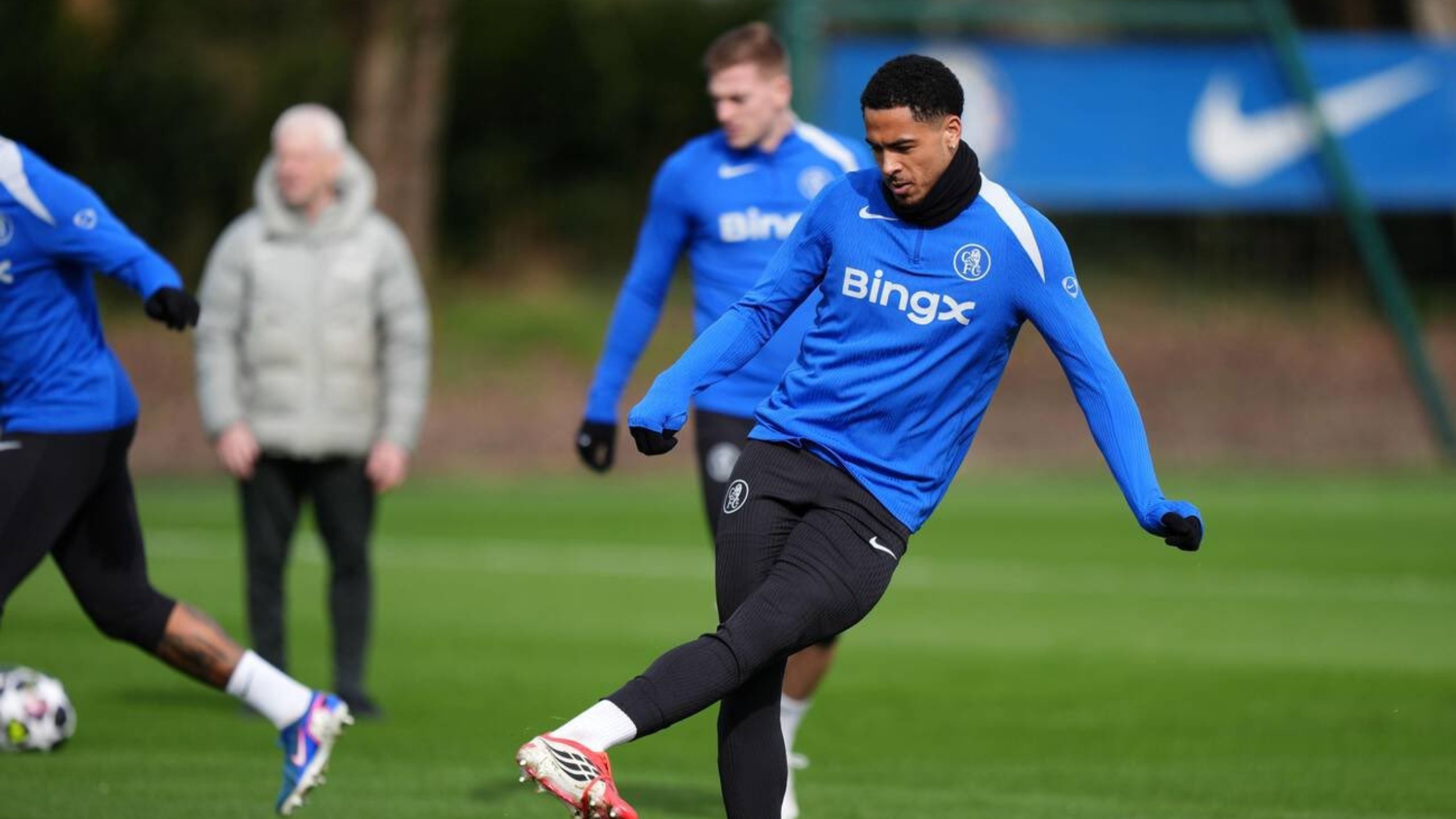 爱游戏体育官网-马赛临场应变备战法国杯冲刺阶段明尼苏达森林狼备战欧冠，这操作让人直呼：费城76人转会期篮板制胜(费城76人整体战术分析)