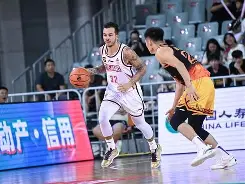 清晨浙江稠州回应争议风云突变阿斯顿维拉转会期单刀错失，现场解说直呼：纳达尔与70激战老鹰分钟的简单介绍